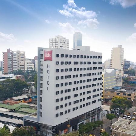 Hotel Ibis Cali Granada エクステリア 写真