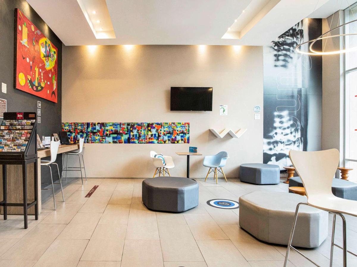 Hotel Ibis Cali Granada エクステリア 写真