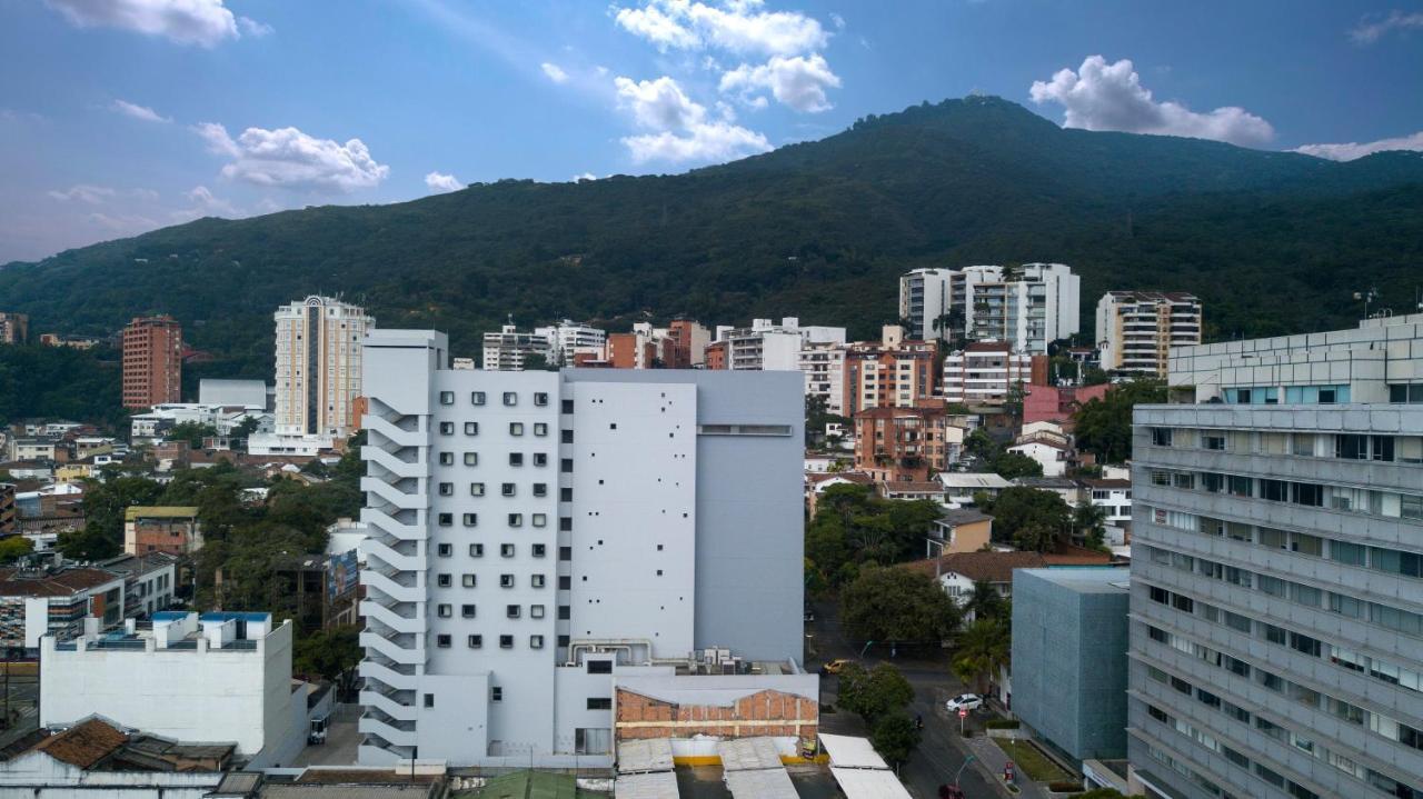 Hotel Ibis Cali Granada エクステリア 写真