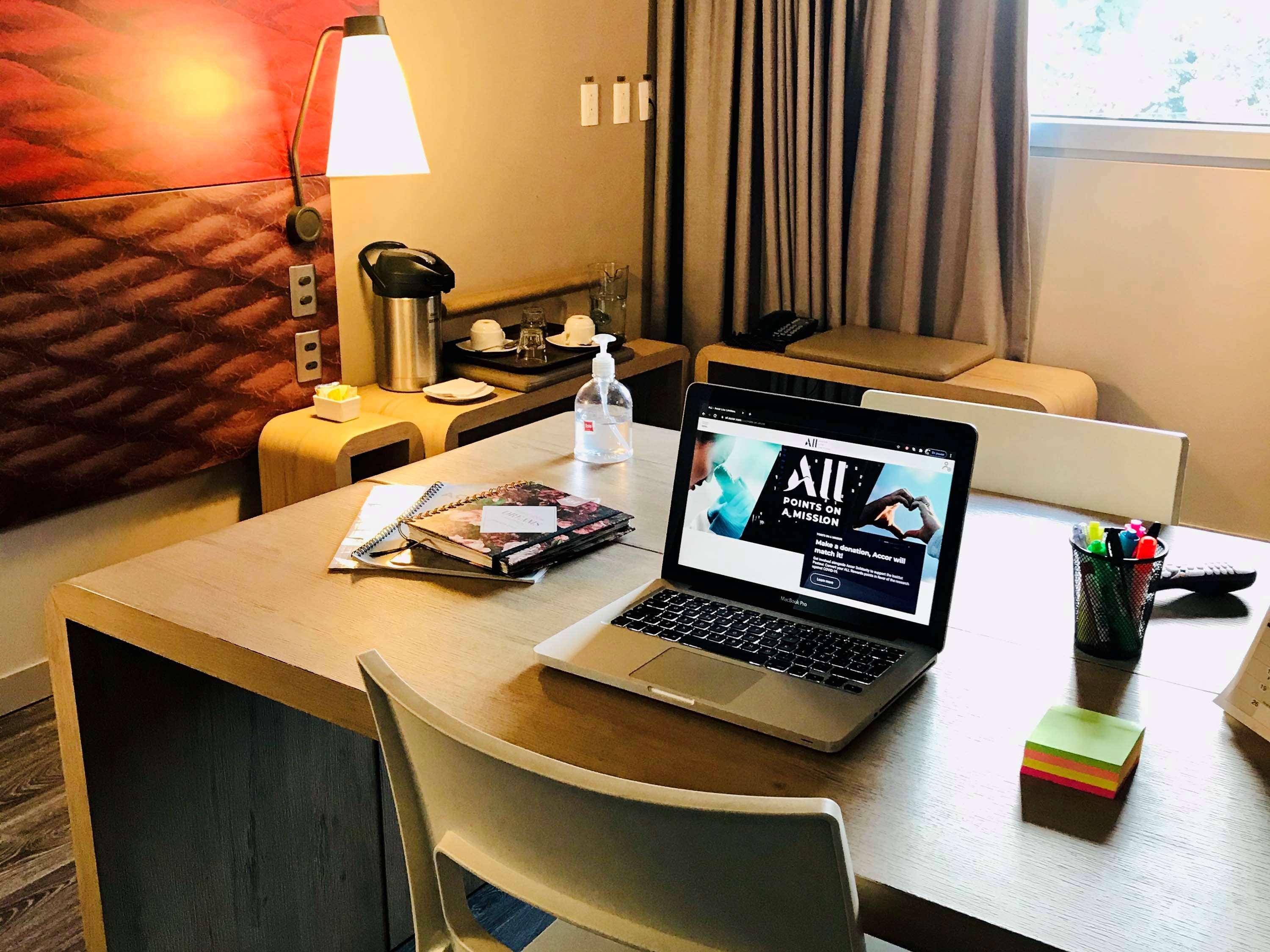 Hotel Ibis Cali Granada エクステリア 写真